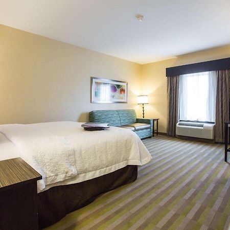 Hampton Inn & Suites Toledo/Westgate Exterior photo