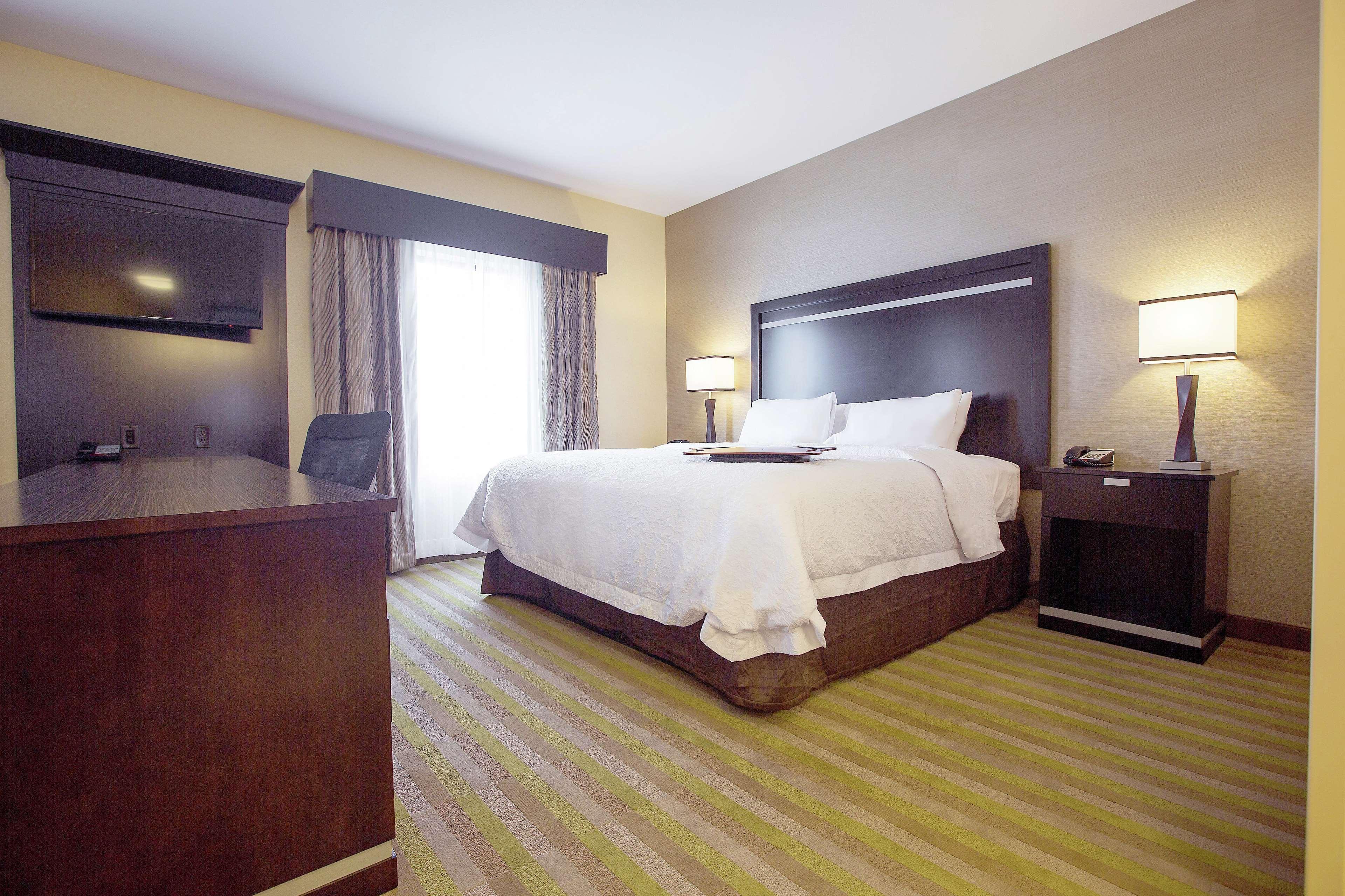 Hampton Inn & Suites Toledo/Westgate Exterior photo
