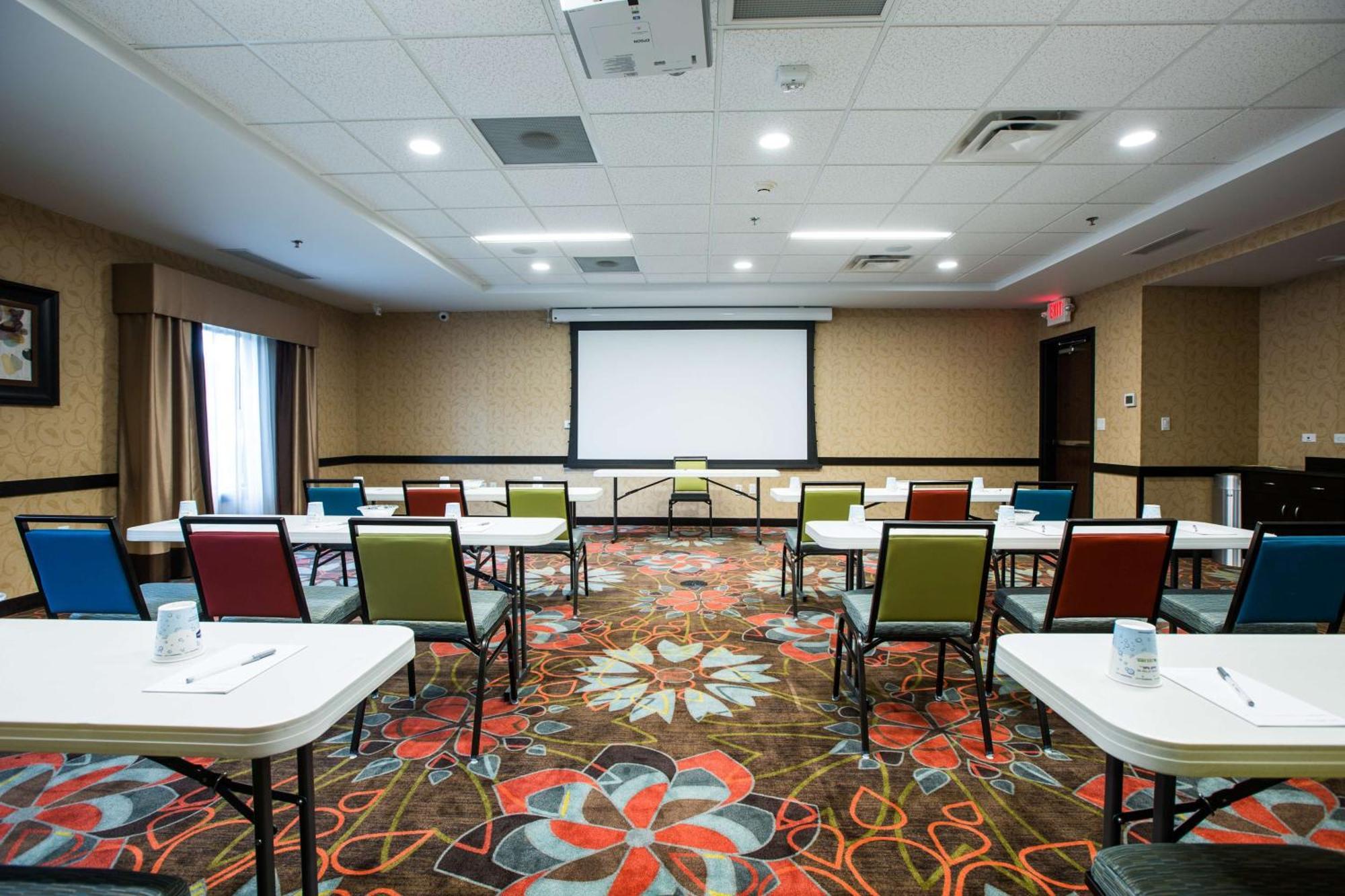 Hampton Inn & Suites Toledo/Westgate Exterior photo